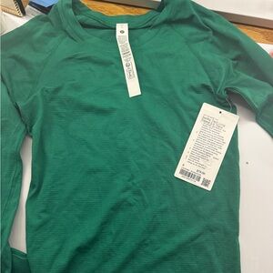 lululemon athletica Green Long Sleeve Tee 2.0 race